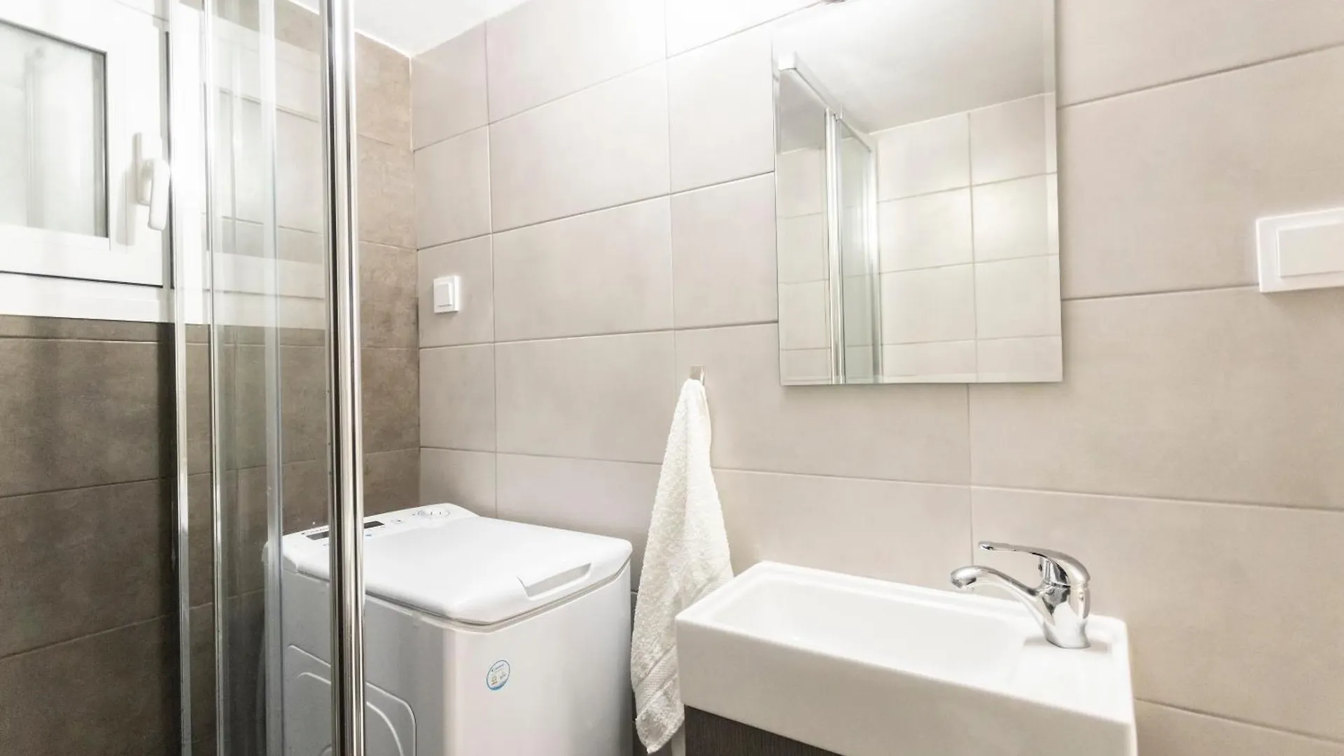 Milou 40 Downtown Apartment Tessalónica Grécia